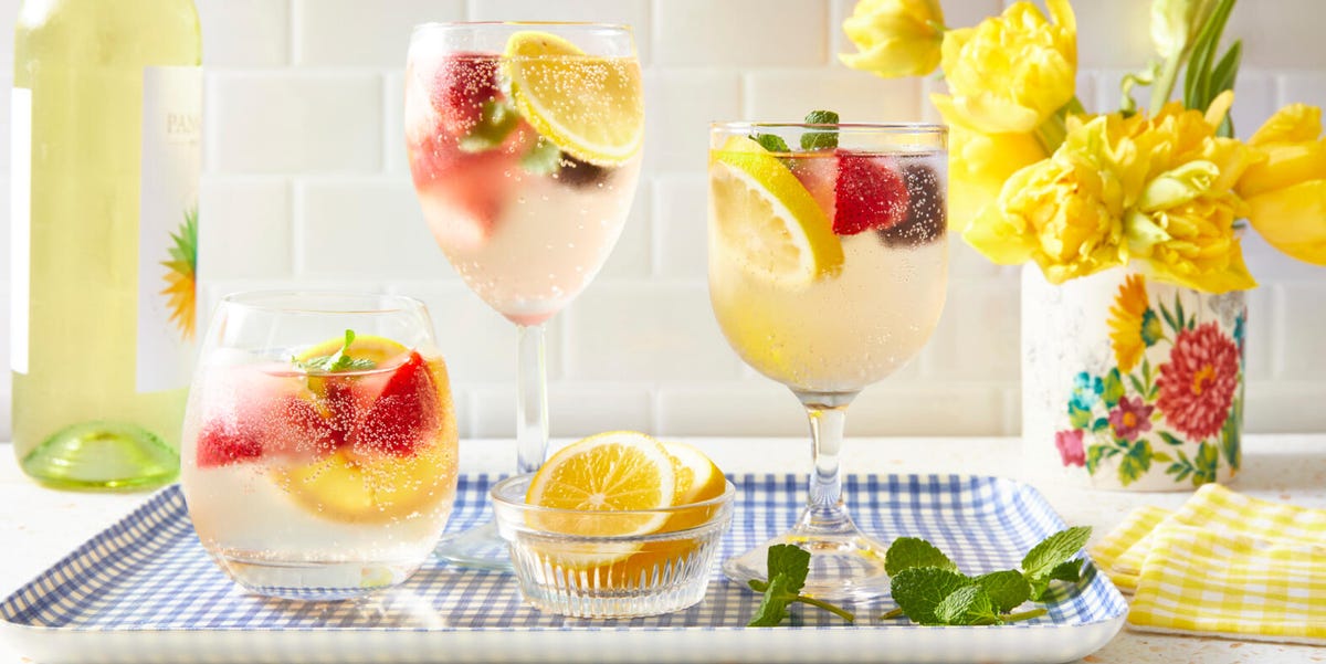Easy White Wine Spritzer: Your Perfect Summer Drink Recipe